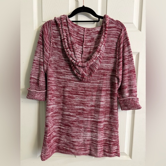 Roxy Red and White Y2K Knit Holiday Sweater with Cuffed Sleeves and Hoodie - Picture 2 of 3